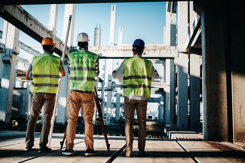 647888ca92d03e3fca3f2453_construction-engineers-discussion-with-architects-2021-09-03-18-53-30-utc-p-800